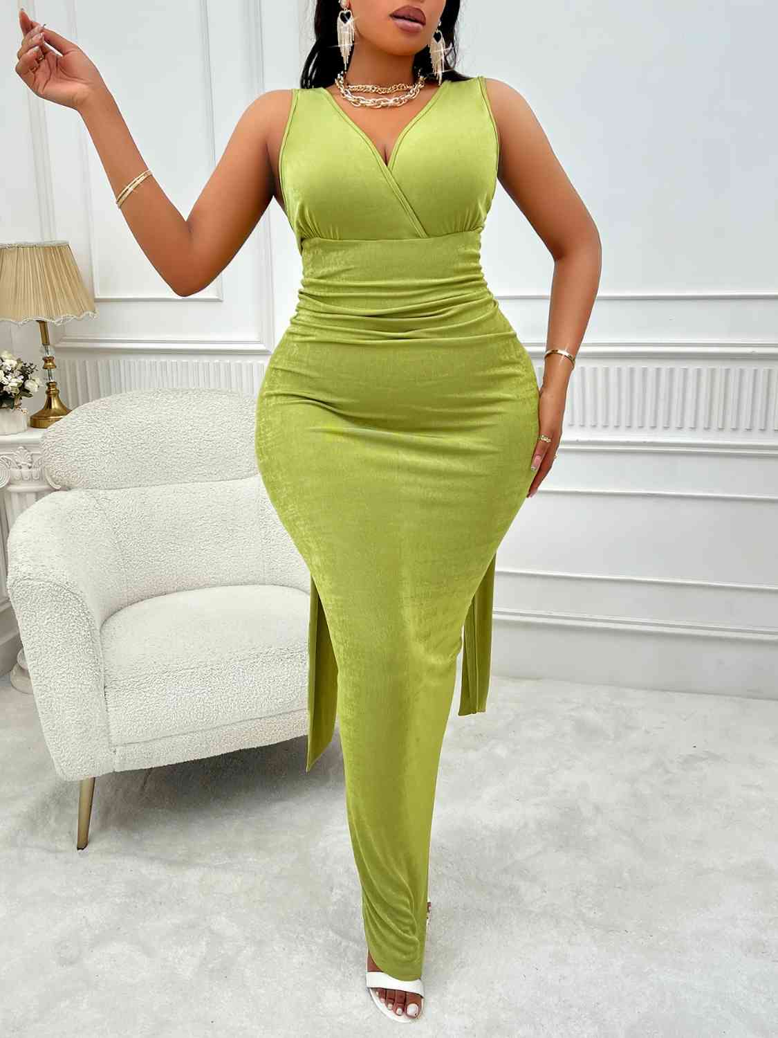 Plus Size Backless Ruched Dress